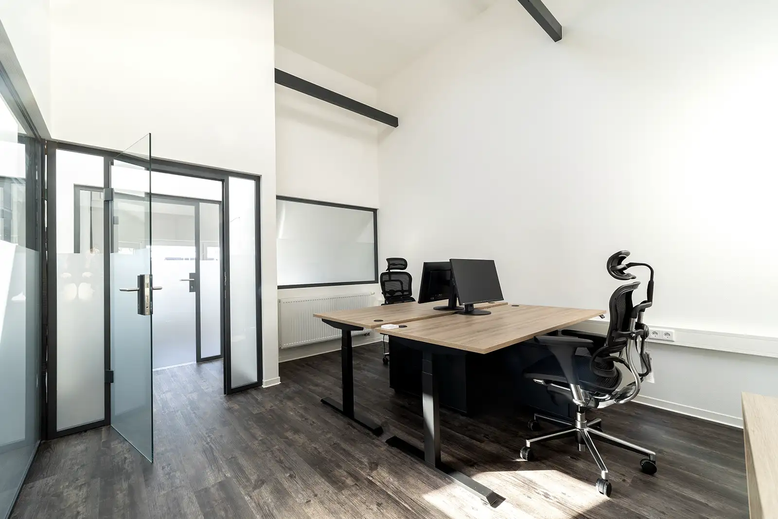 WERKZWEI Workspaces-Doppelbuero mieten in Wanderup bei Flensburg